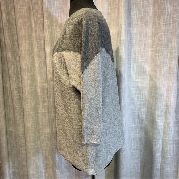Market & Spruce Cashmere blend Asymmetric 2 tone gray sweater; MEDIUM - Picture 4 of 8